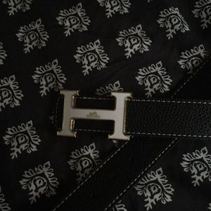 Hermès belt